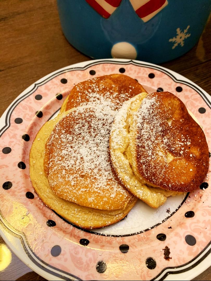 不用烤箱 15分钟无油低糖的舒芙蕾蛋糕松饼 🥞 蓬松绵软
