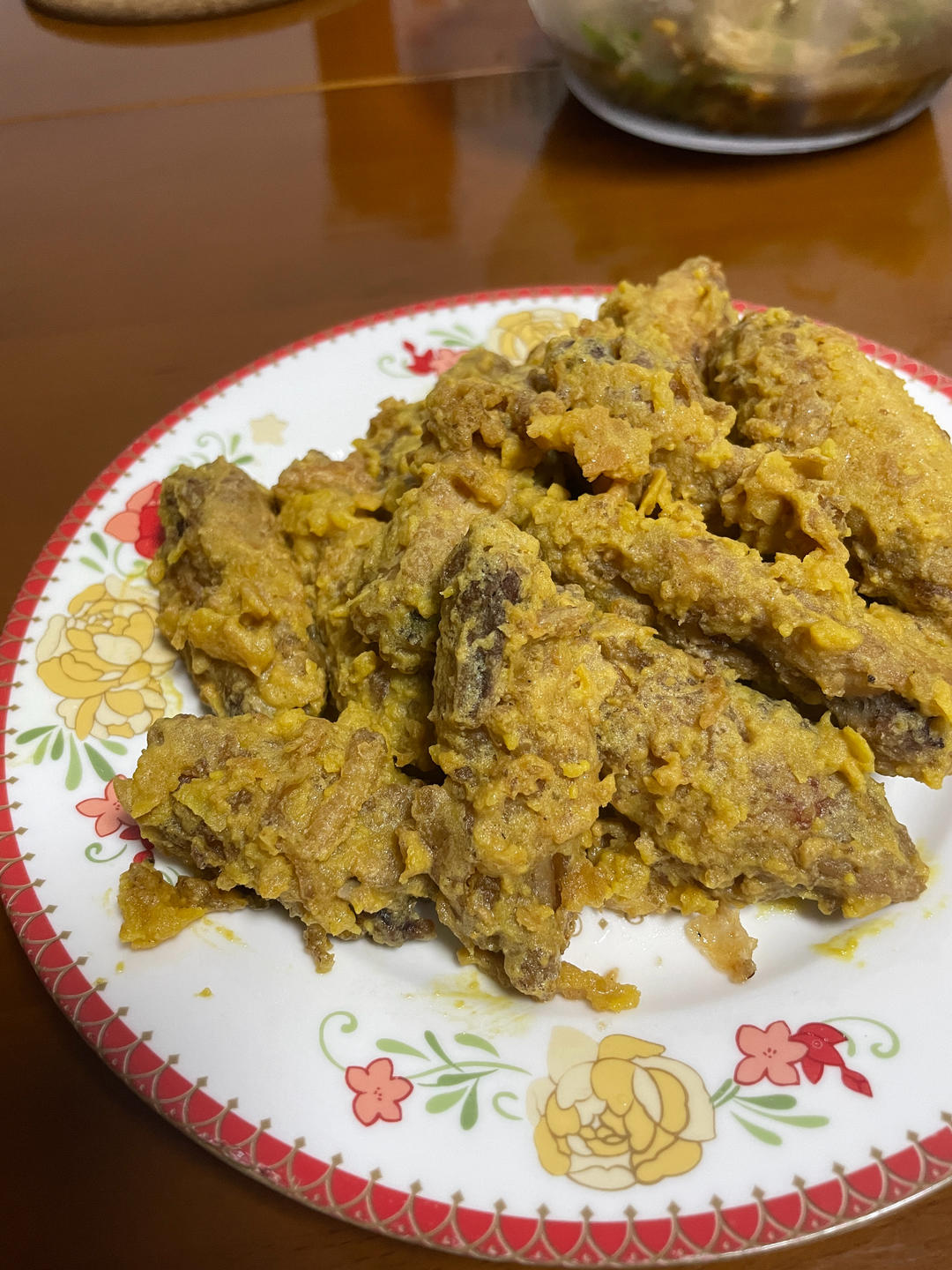 【鸡翅新吃法】咸蛋黄焗鸡翅