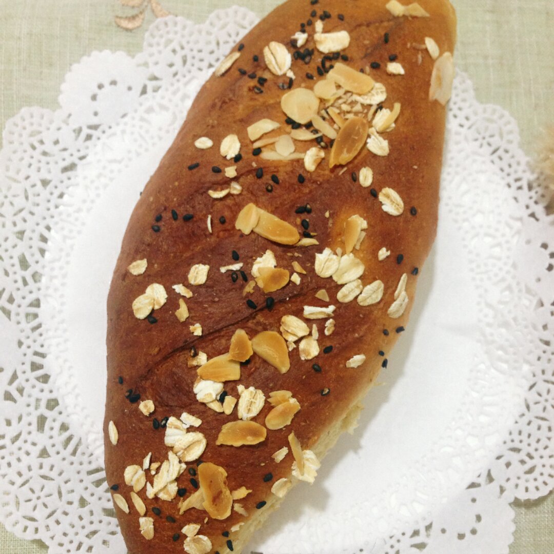 全麦杂粮乳酪面包