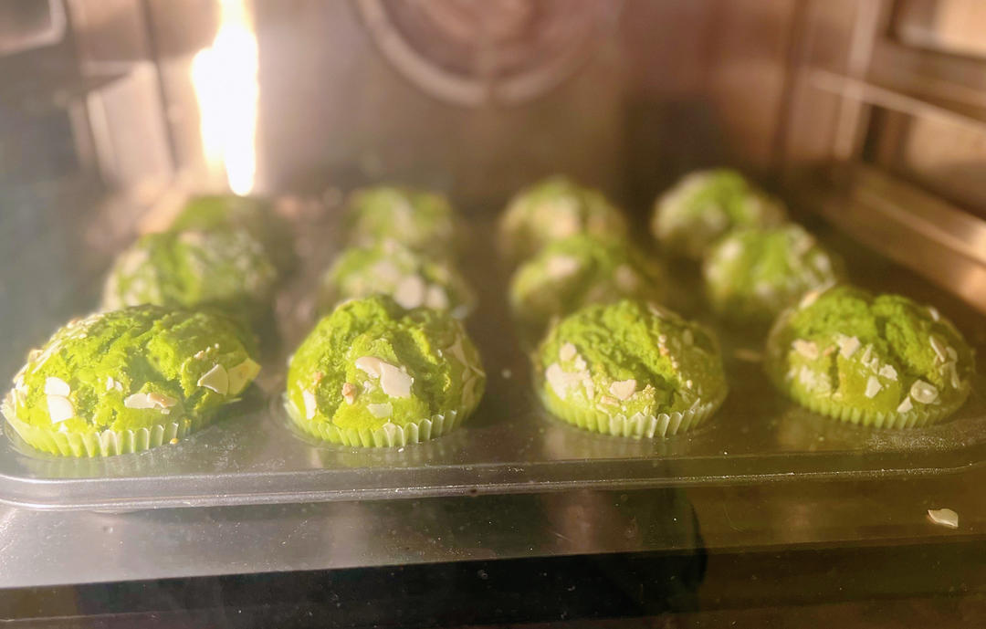 抹茶白巧克力玛芬