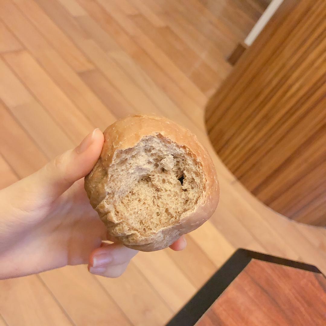 香蕉奶茶面包