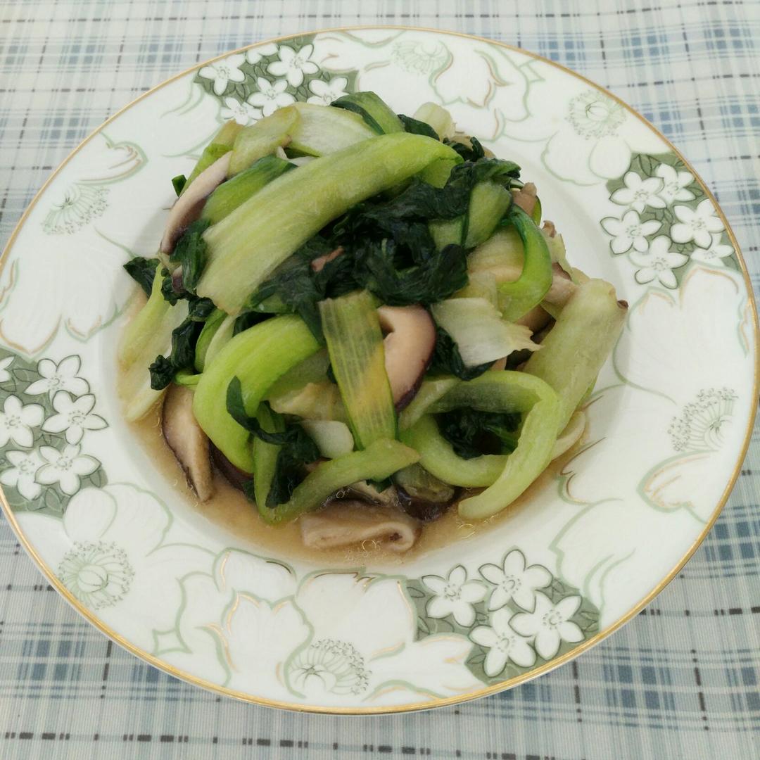 老丁的私房菜-香菇炒油菜