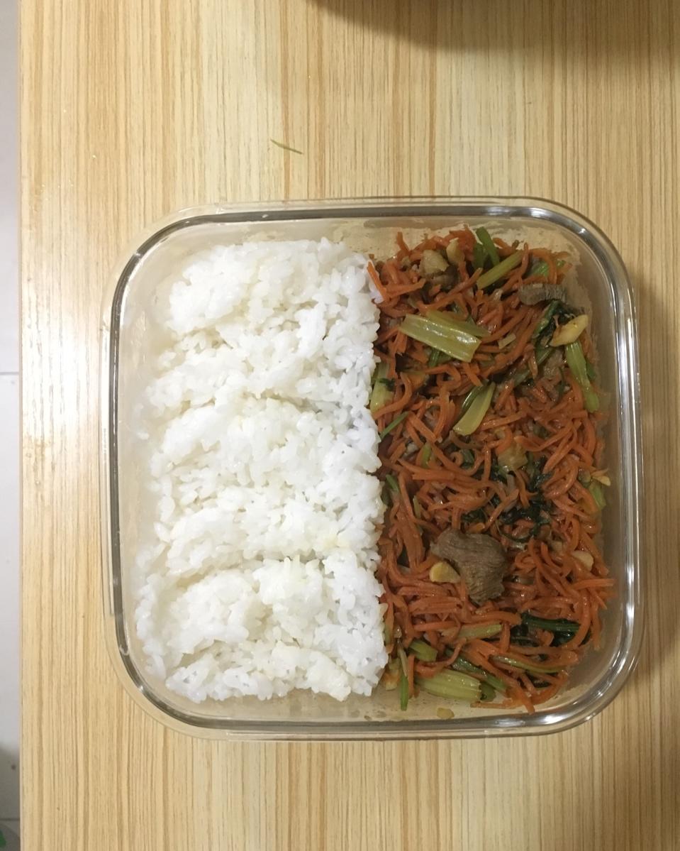 炒一胡萝卜芹菜肉丝