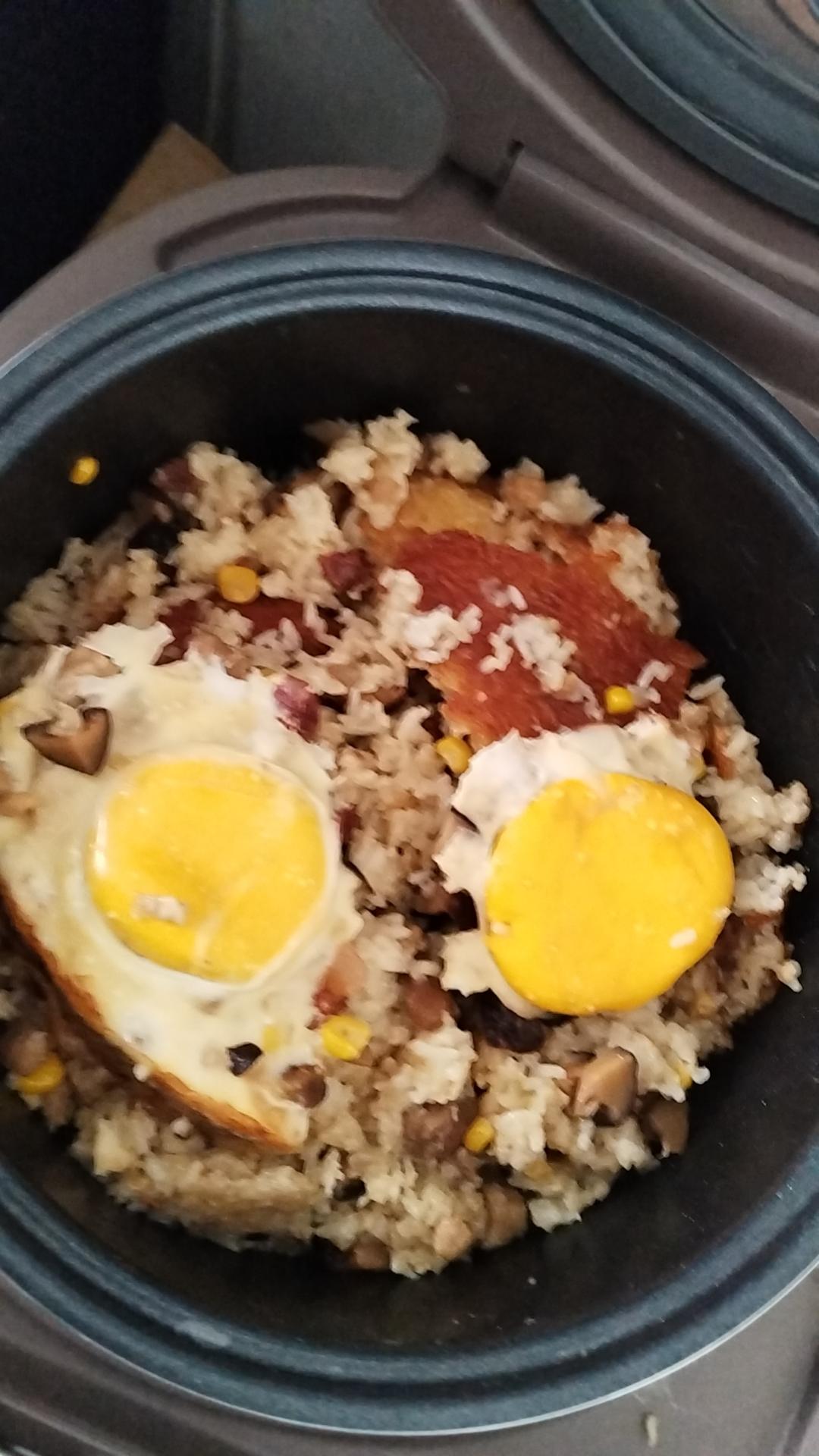 懒人必备～电饭煲腊肠焖饭