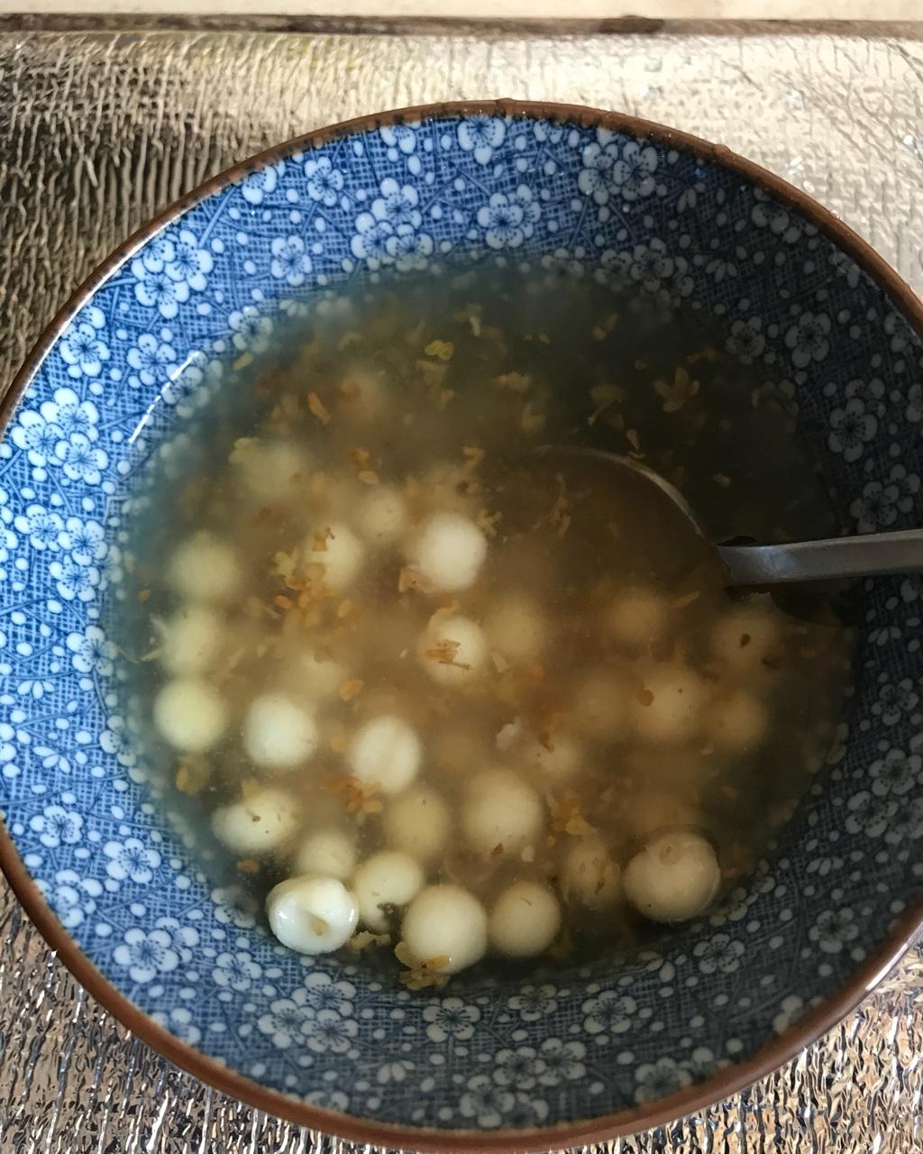 糖水鸡头米
