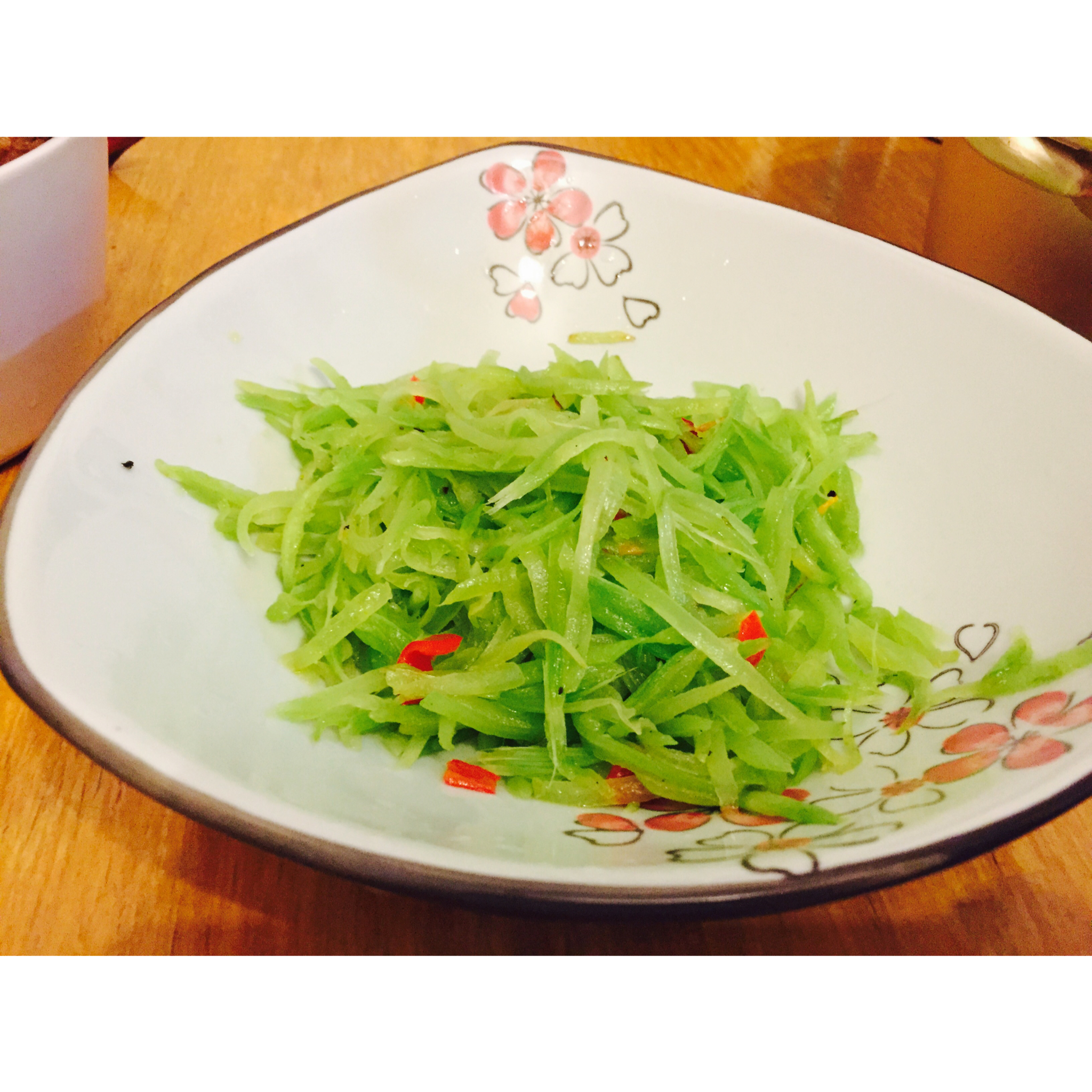 清炒莴笋丝