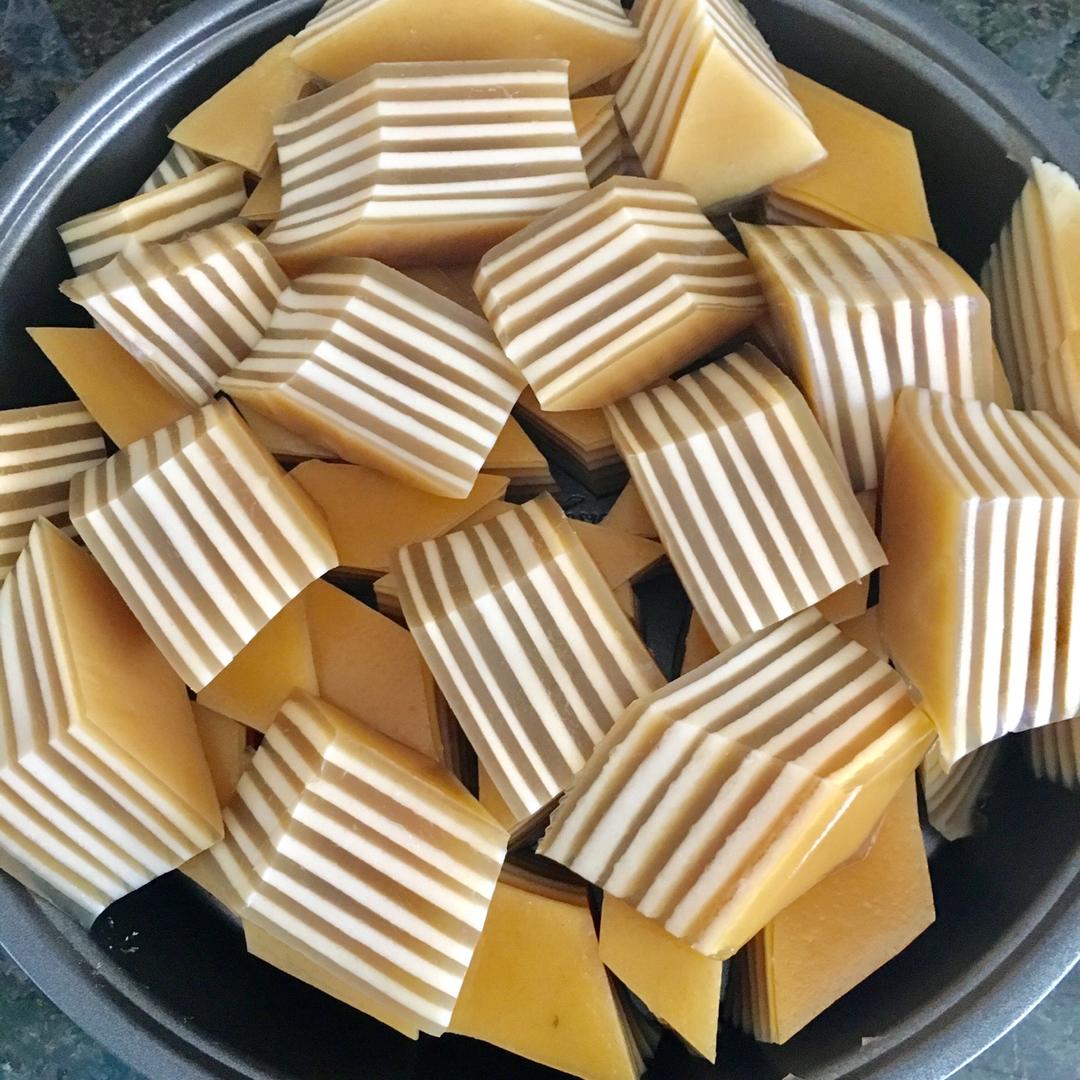 Q弹椰汁千层糕（马蹄糕）