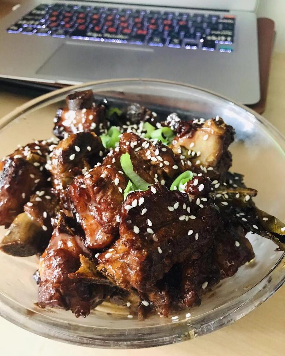 红烧排骨