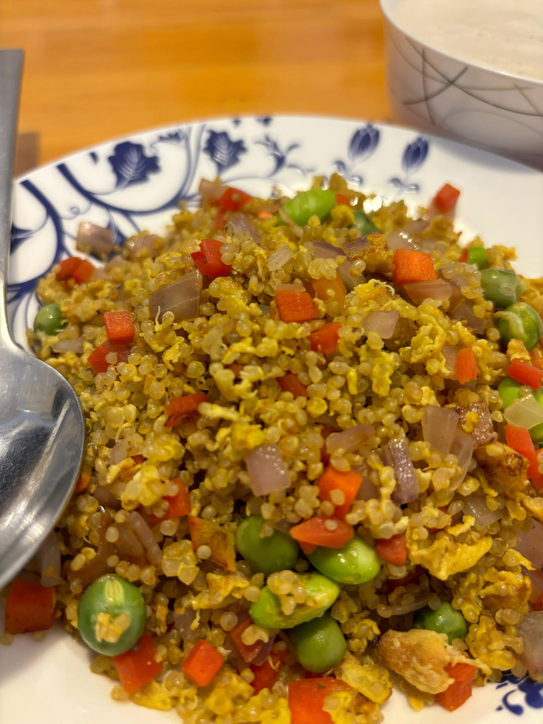健身减重超级爱的藜麦杂蔬蛋炒饭