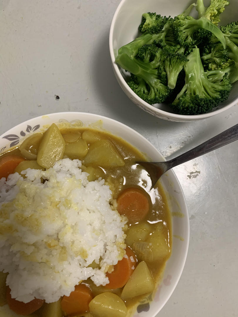 没有鸡肉的素咖喱饭🍛