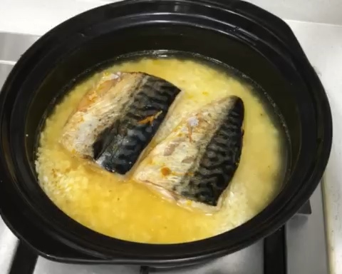 日式煎鲭鱼炊饭（用到之前发的昆布木鱼花高汤）的做法 步骤8