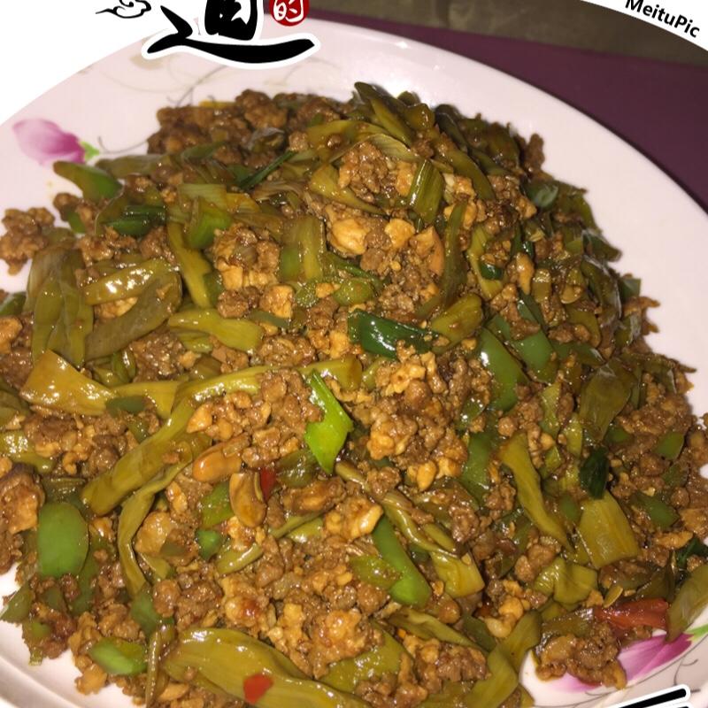 酸豆角炒肉末