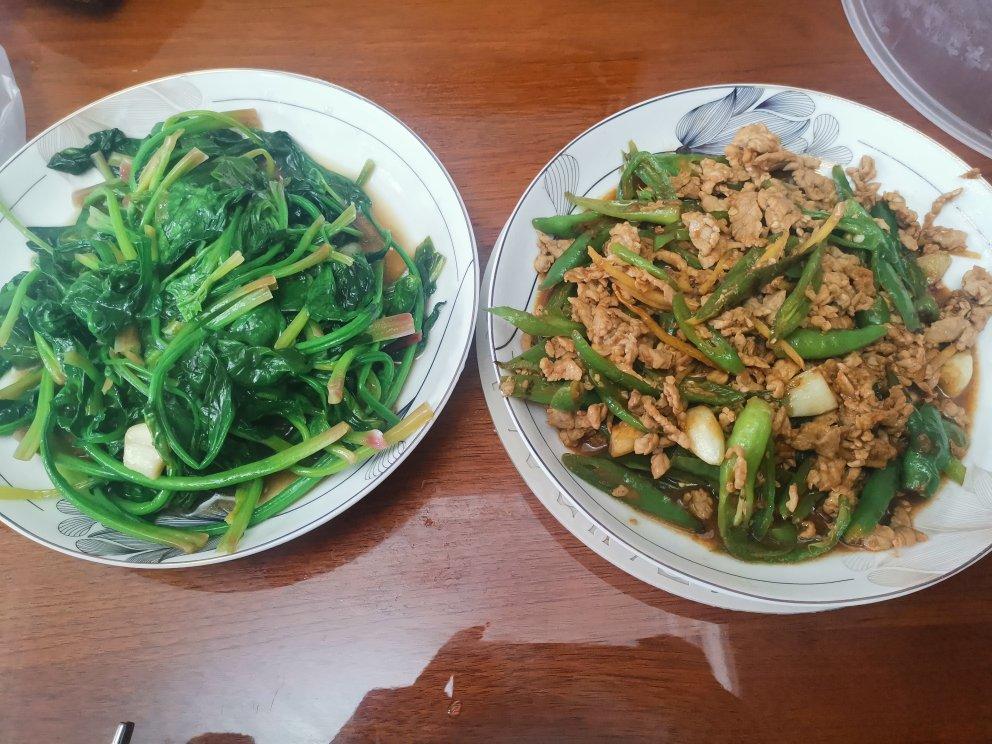 家常菜青椒炒肉