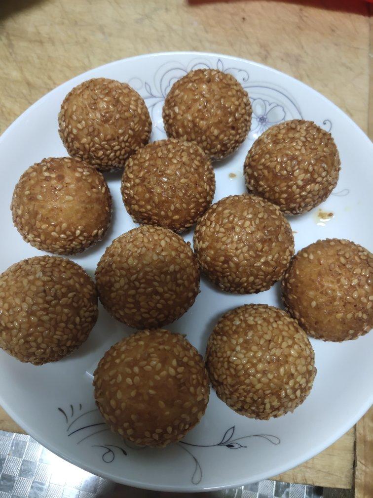 南瓜空心芝麻球