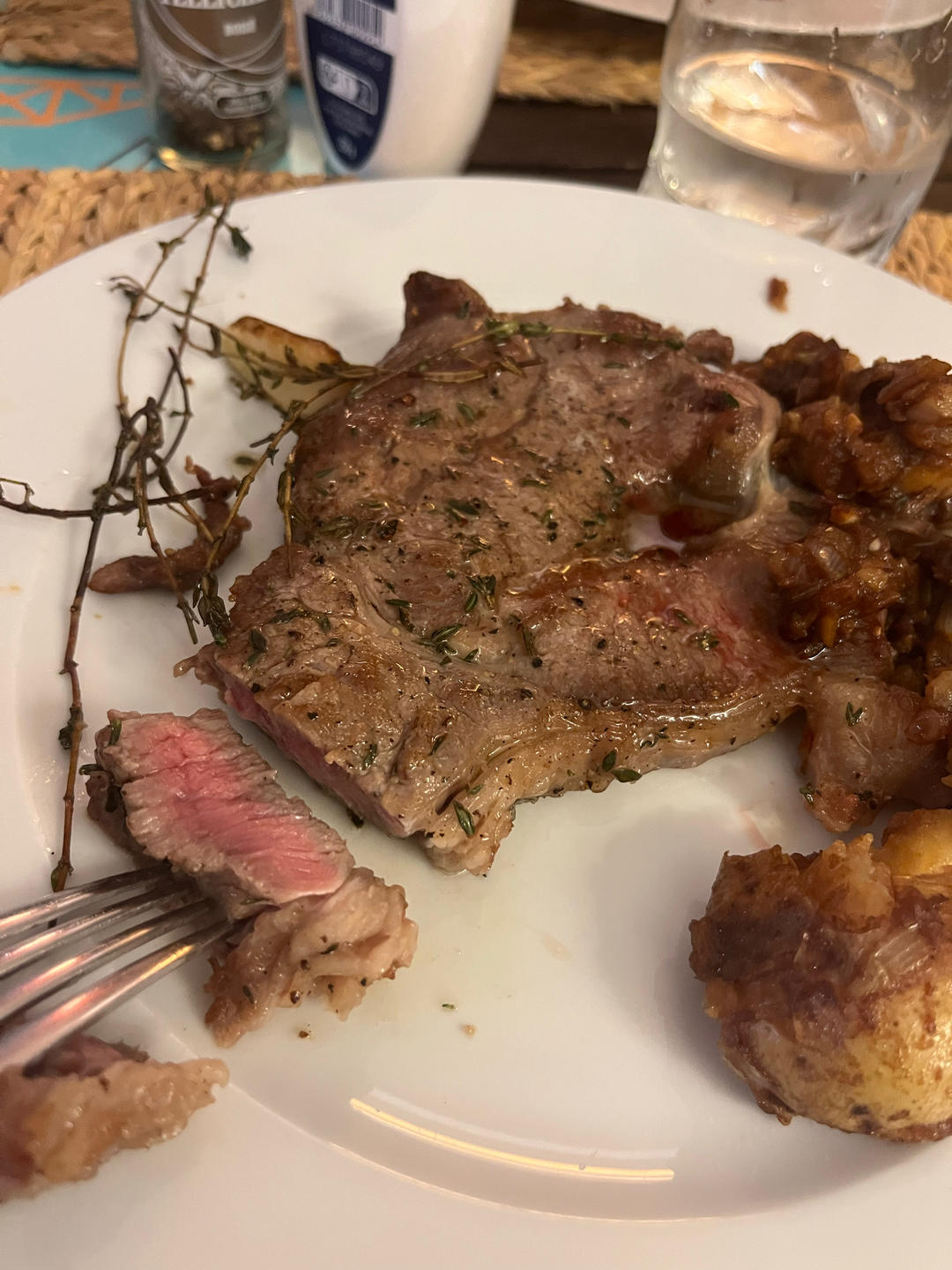 好吃到哭的煎牛排
