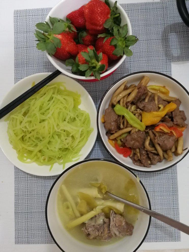 【秋日添膘】茶树菇炒牛肉
