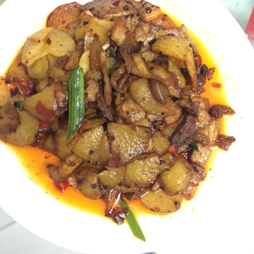 土豆回锅肉