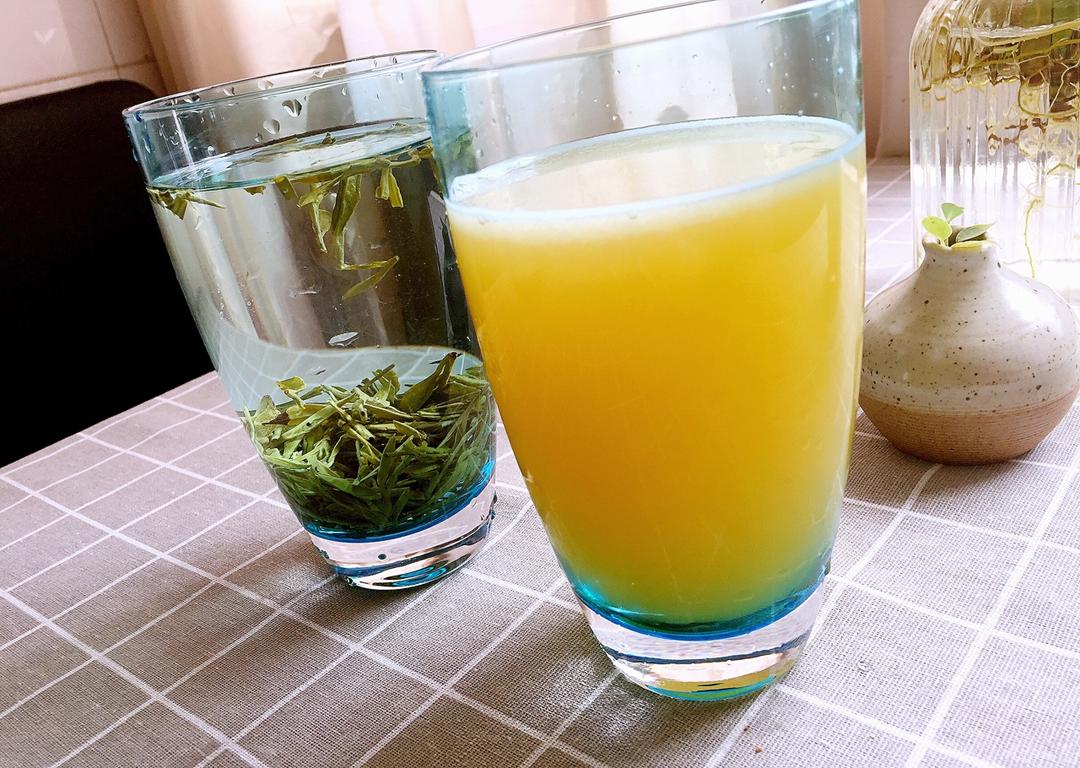 iless做的蜜桃冷泡绿茶