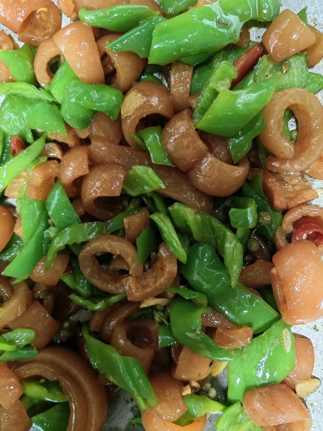 尖椒炒肉皮