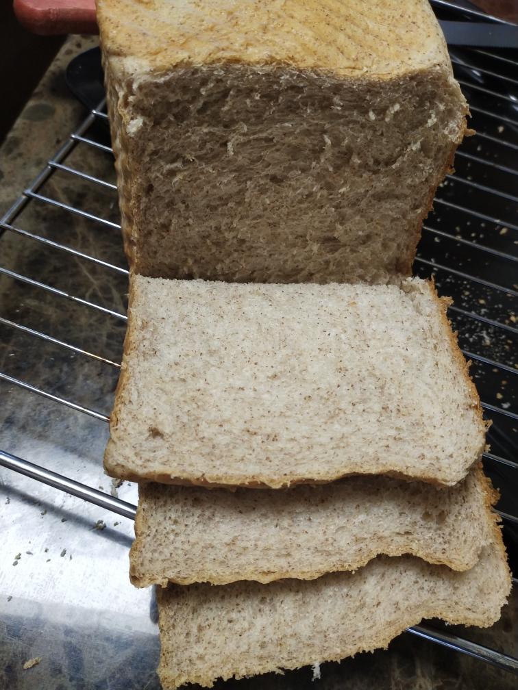 简单的粗粮面包