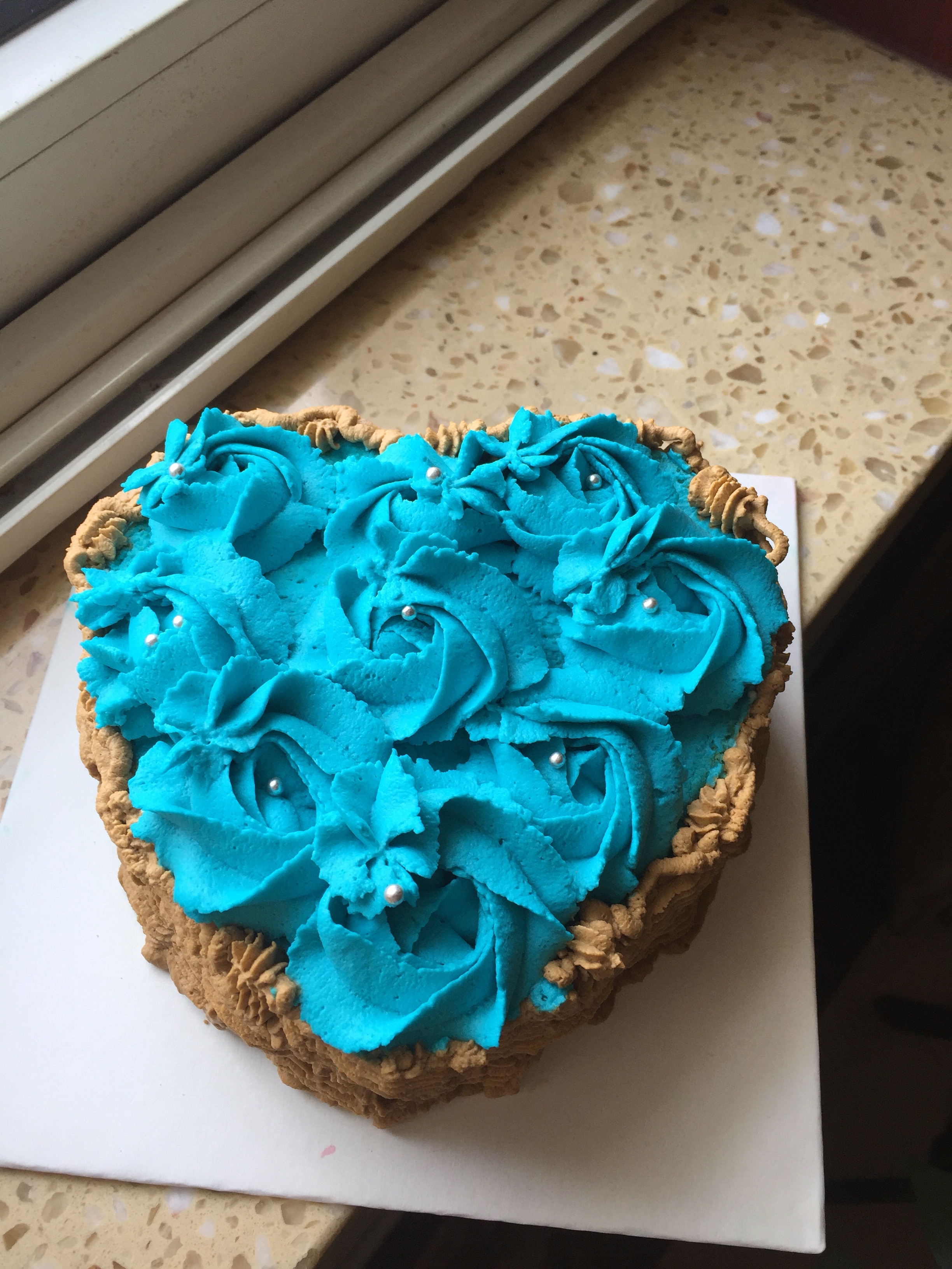 蓝色妖姬蛋糕的做法 步骤2