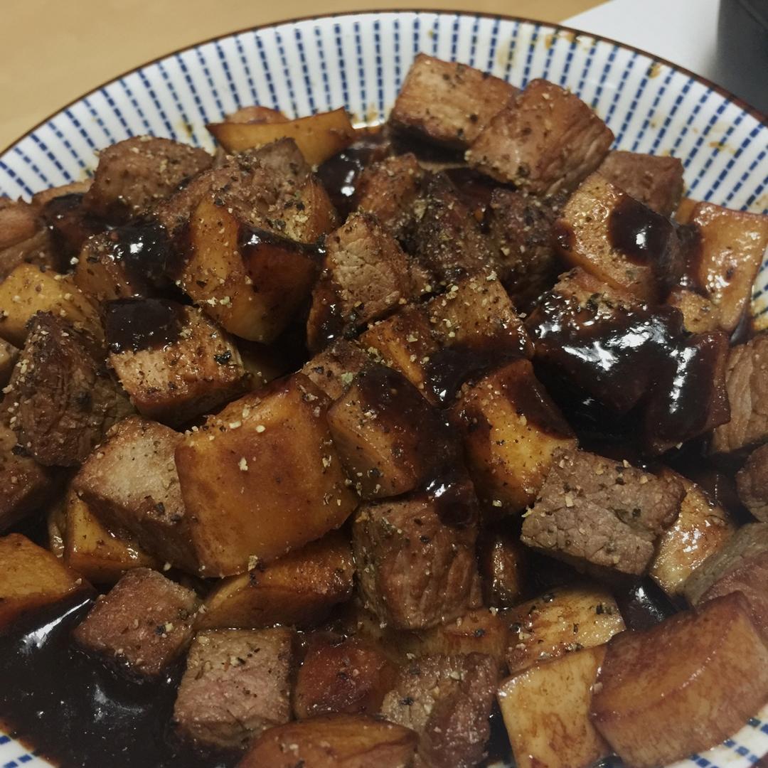 黑胡椒杏鲍菇牛肉粒
