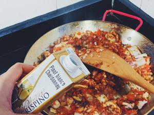 西班牙海鲜炒饭 Paella的做法 步骤7