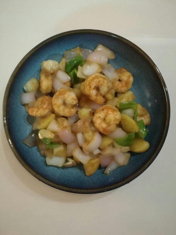 葱椒爆虾仁的做法