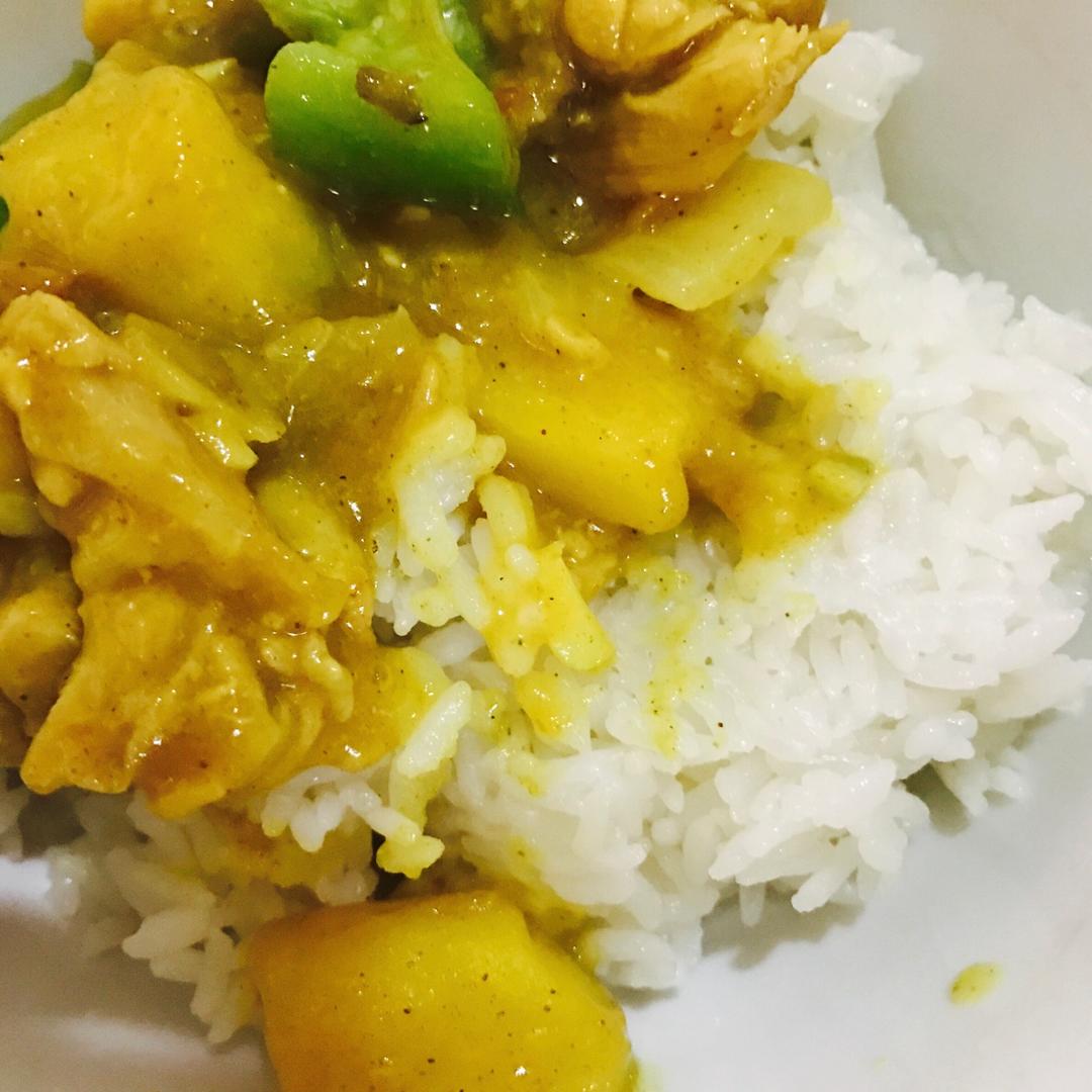 咖喱土豆鸡块