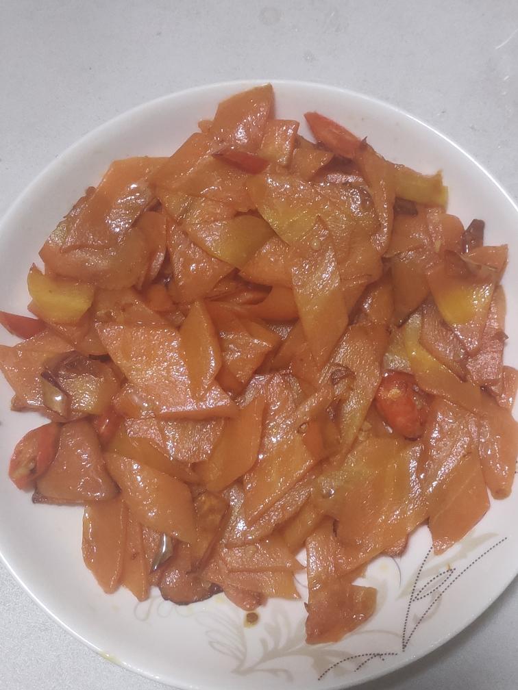 清炒胡萝卜片的做法