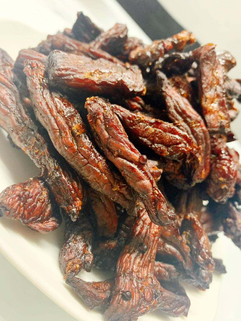 翕翕忞忞做的自制风干牛肉干