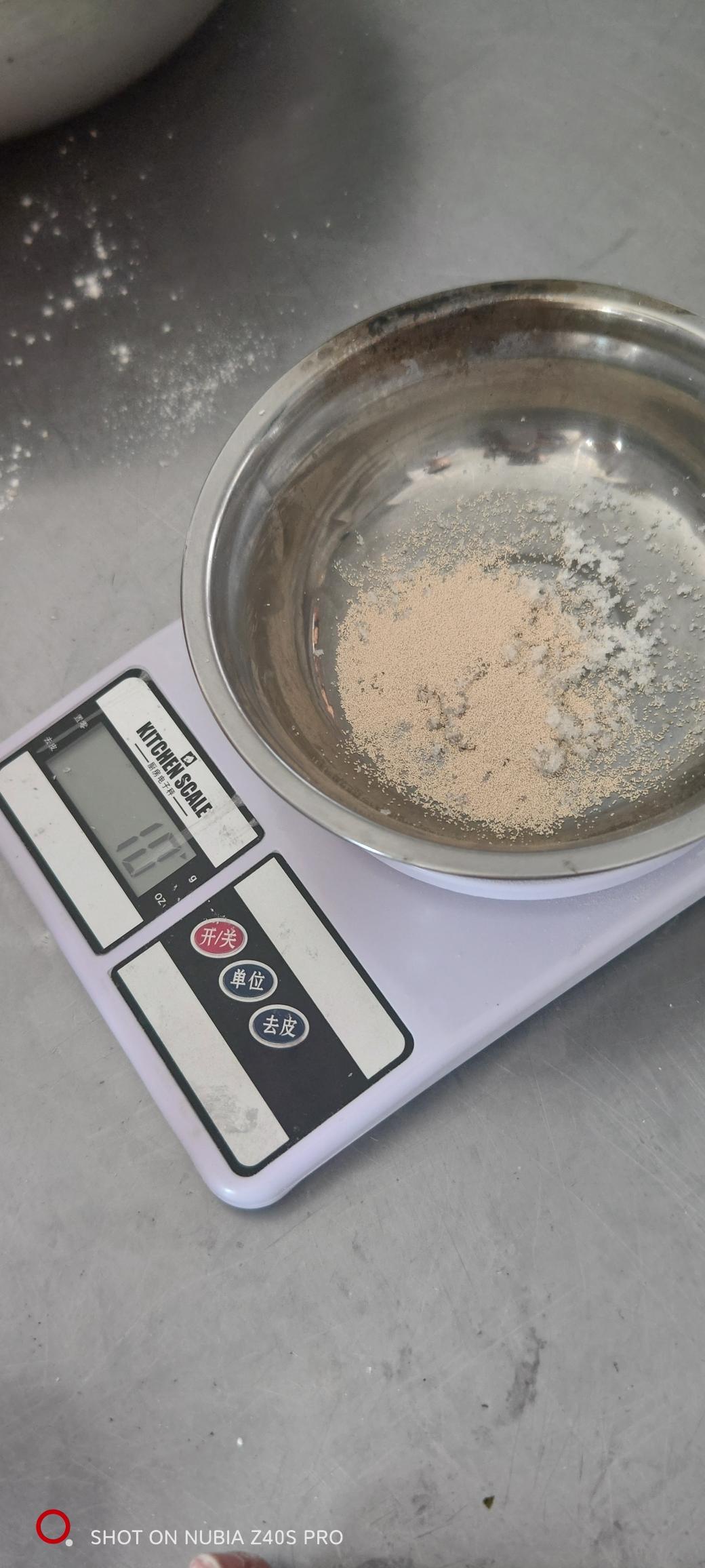 纯奶手撕吐司的做法 步骤1