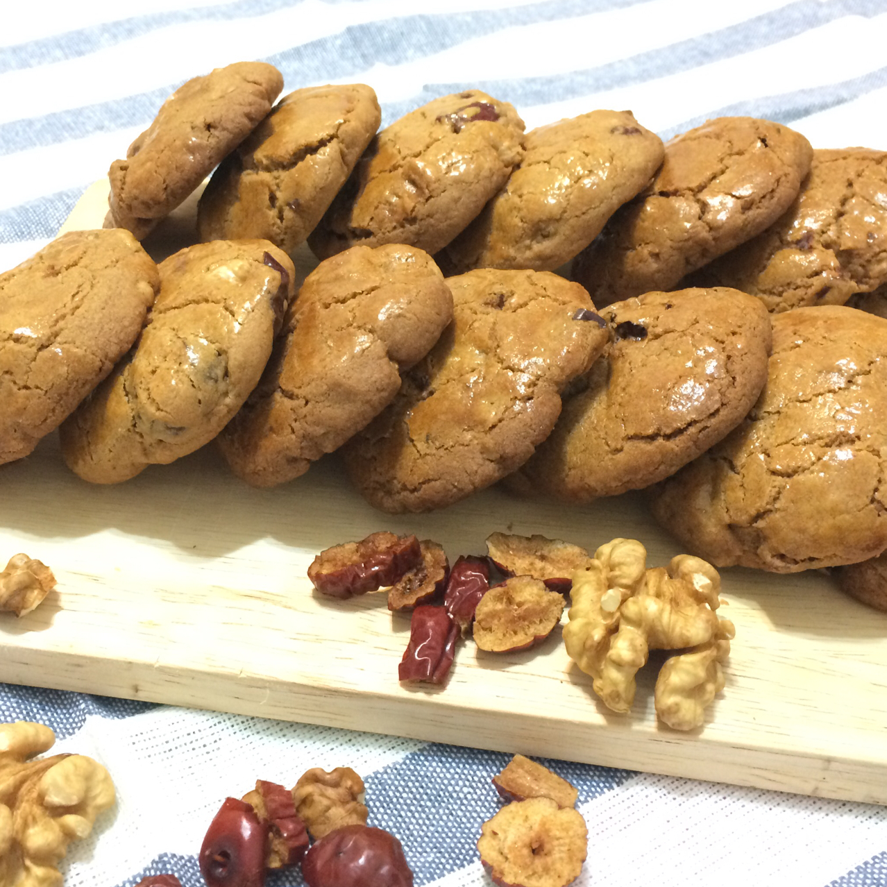 红枣红糖核桃饼干
