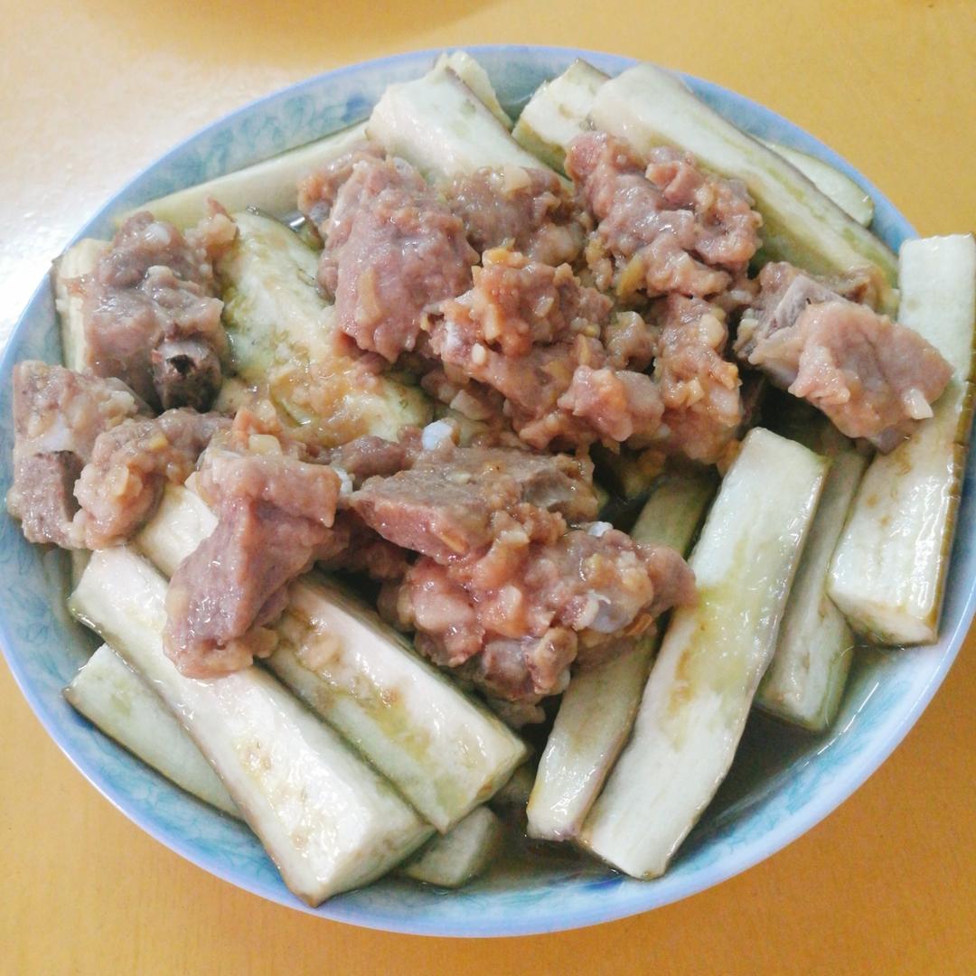 茄子蒸排骨