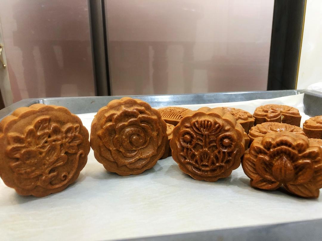 黑（红）糖月饼