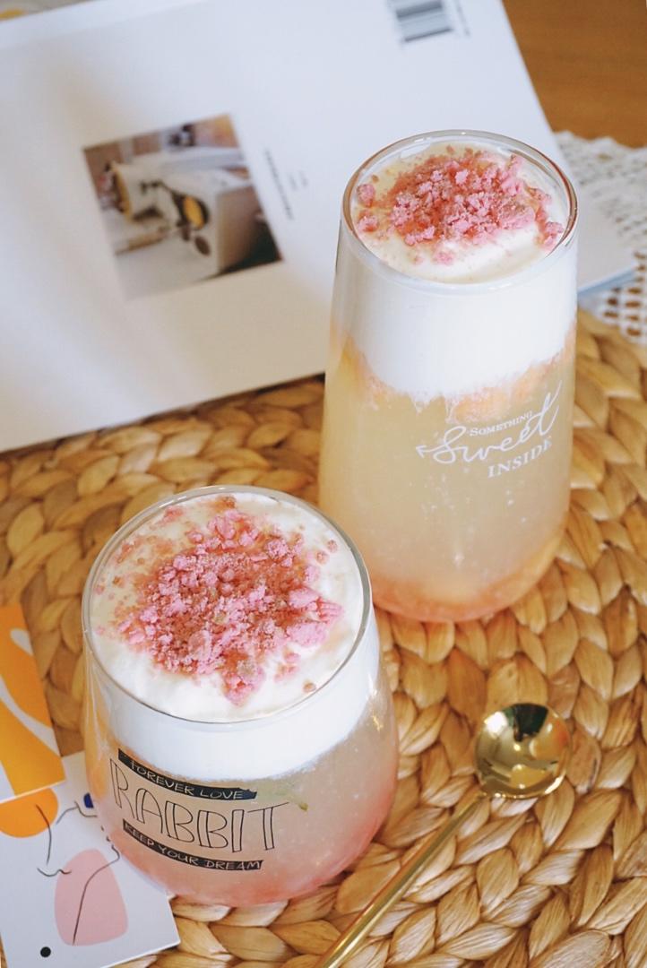 桃桃乌龙奶盖茶99(附超粉嫩的桃子酱做法)