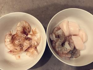 番茄瑶柱虾（简单又美味的减脂增肌餐）的做法 步骤1