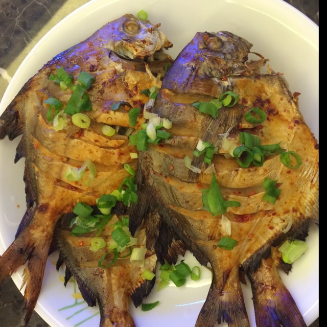 焦香烤鱼
