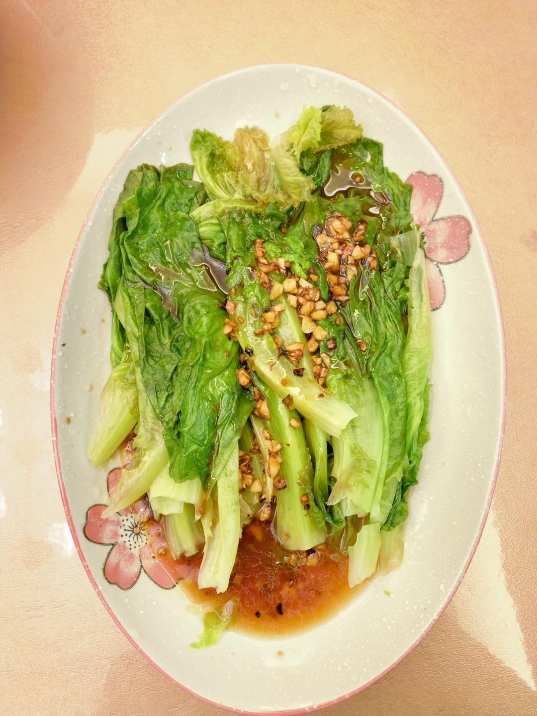 一点不输饭店的白灼罗马生菜