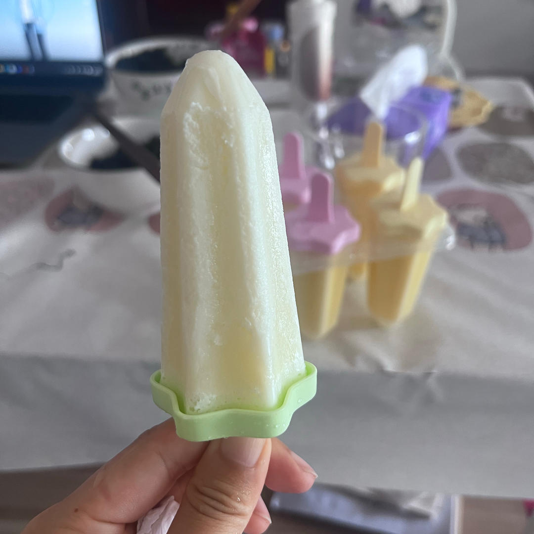 无蛋低脂牛奶冰淇淋做法