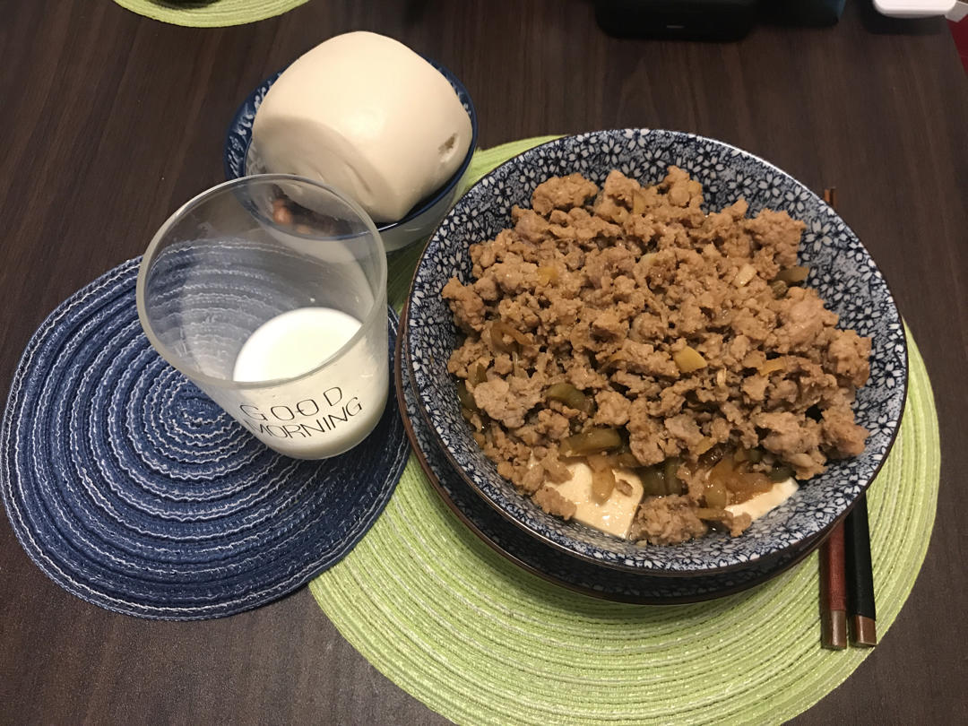 【最爱吃的家常小菜 | 榨菜肉沫蒸豆腐 】