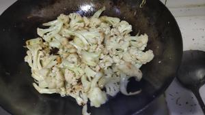 八角烧花菜，光花菜都能让你嗑两碗白饭的私房做法的做法 步骤9