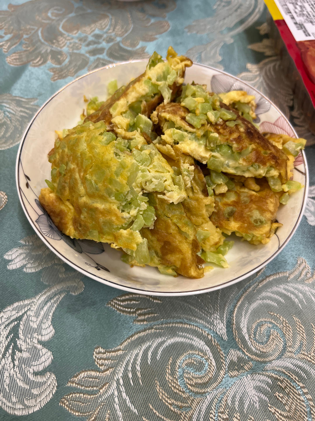 厨师长教你：“苦瓜烘蛋”的家常做法，清香微苦，外脆里嫩