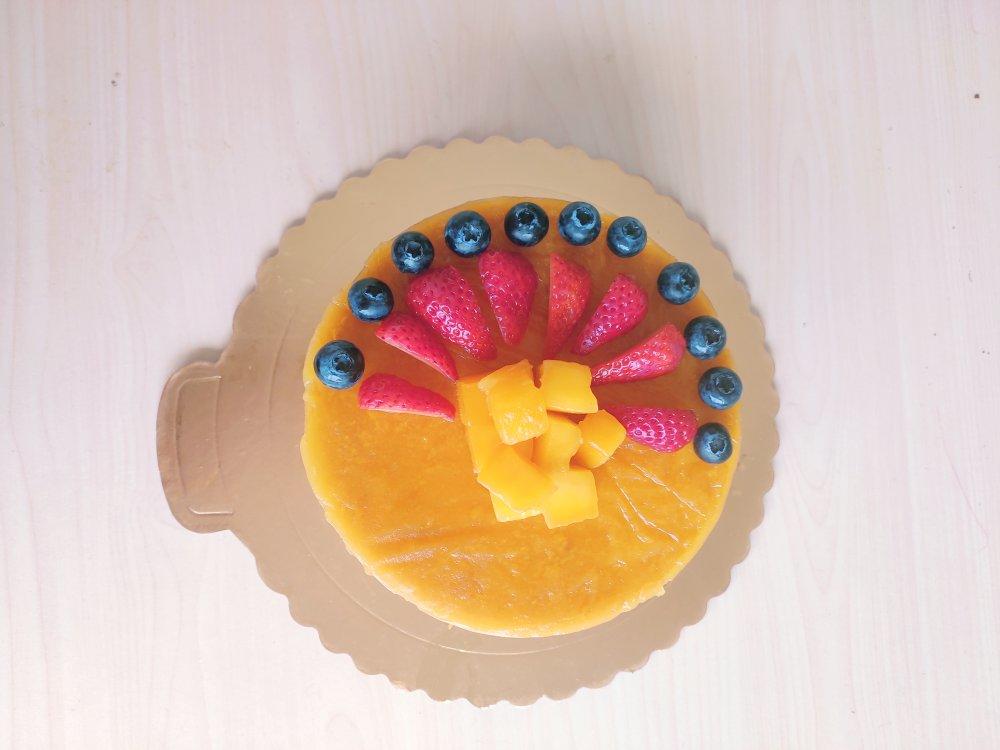 芒果➕草莓➕蓝莓三拼慕斯蛋糕