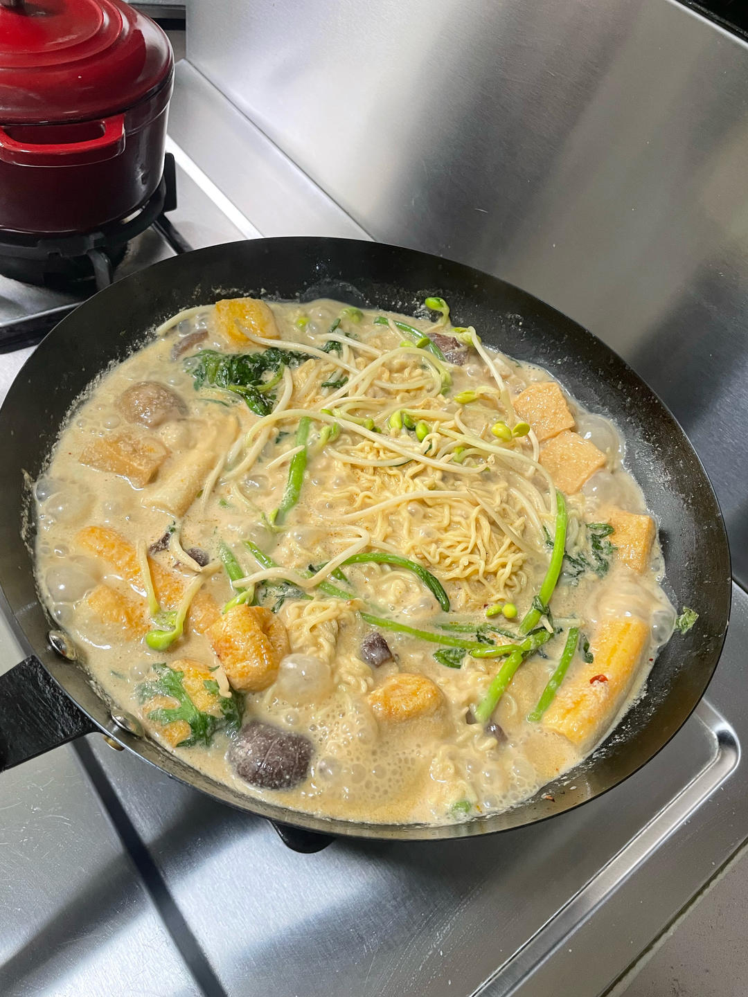 在家自己做的麻辣烫，太香了！！！