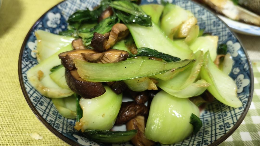 清炒油菜干香菇