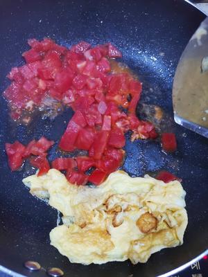西红柿炒蛋饭的做法 步骤4