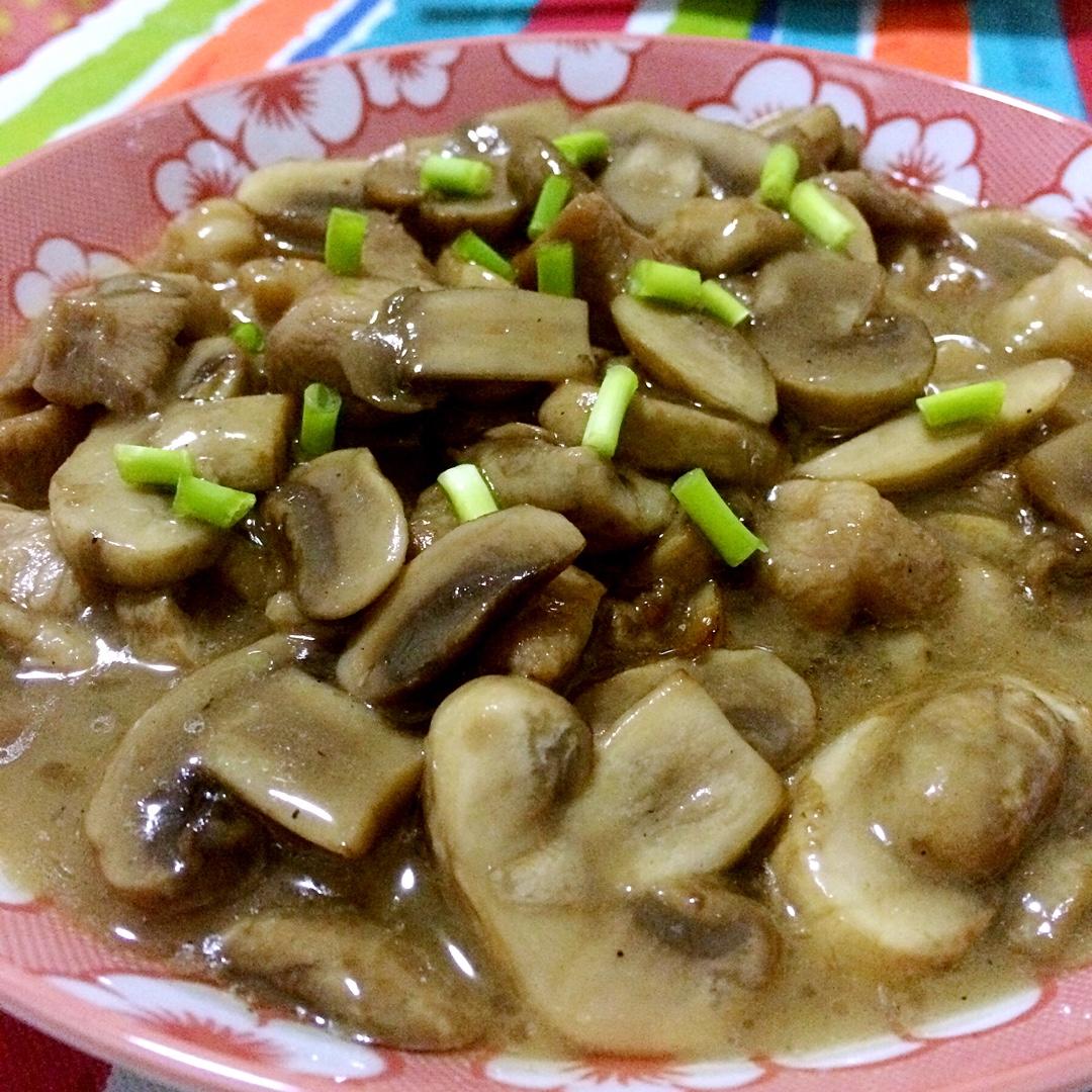 蘑菇炒肉片