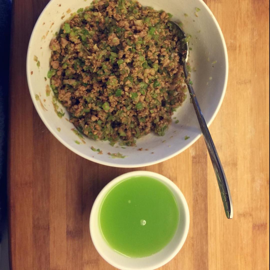 芹菜大肉水饺