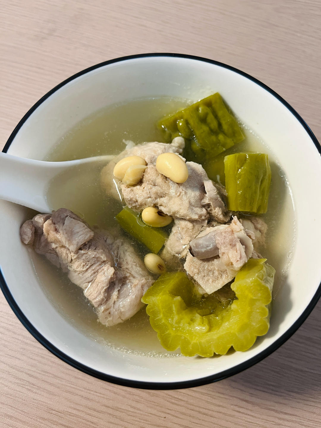 苦瓜排骨汤不苦的做法